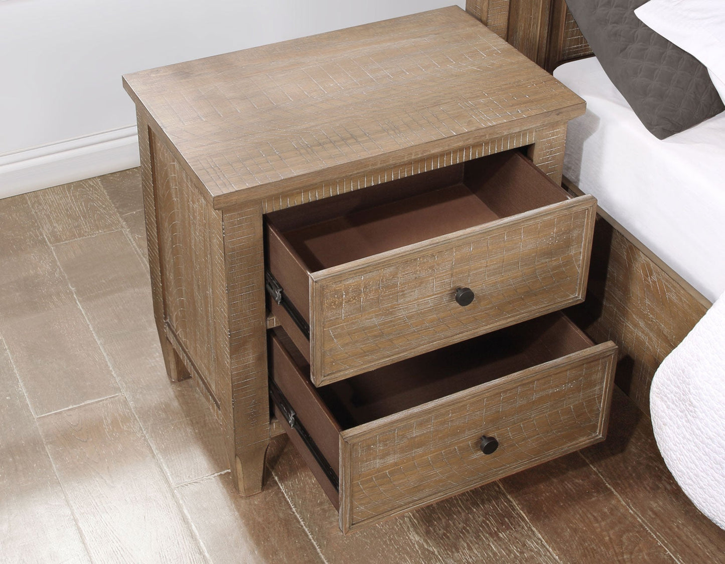 Riverdale 4-Piece Queen Storage Bedroom Set