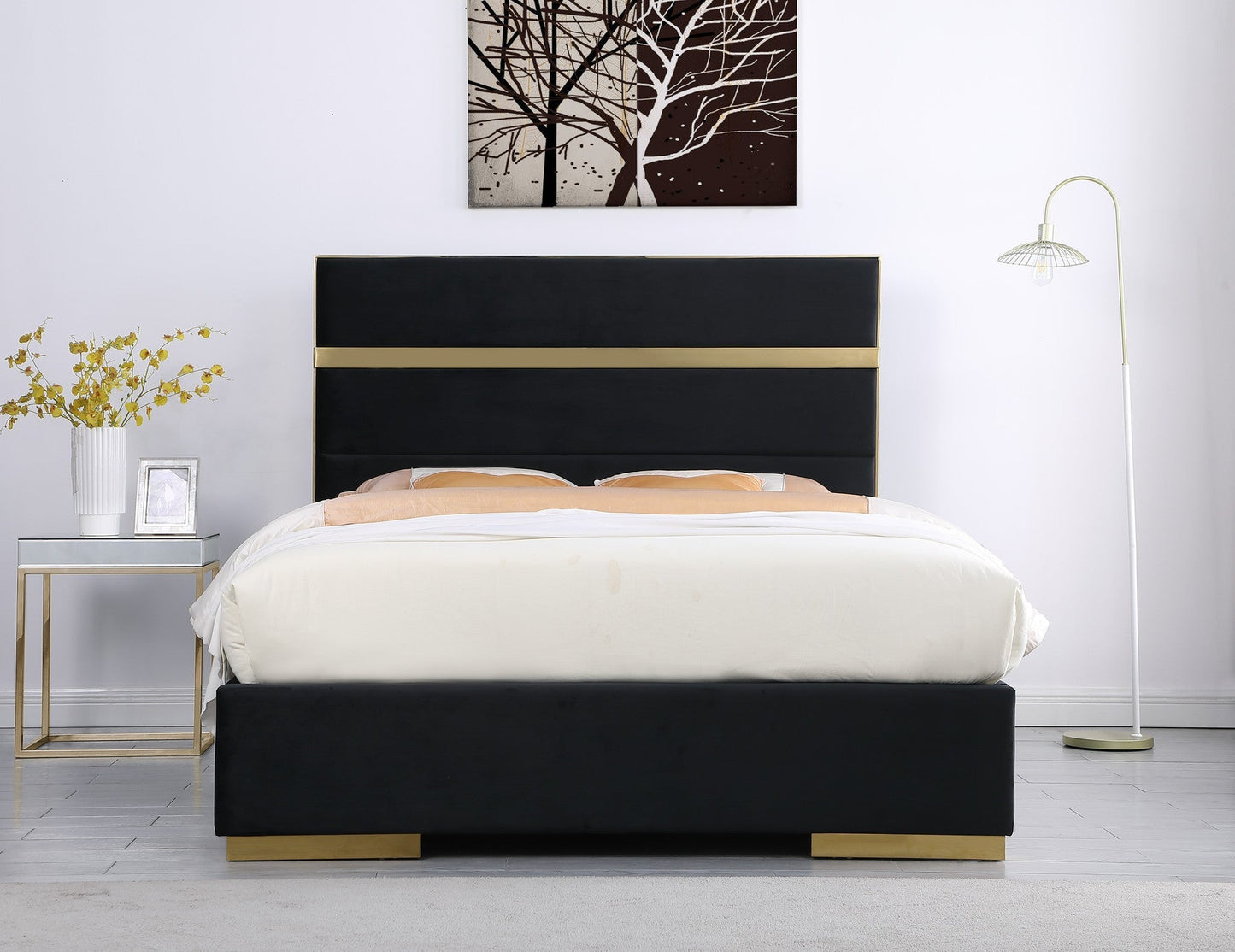 Cartier Black/Gold Queen Platform Bed