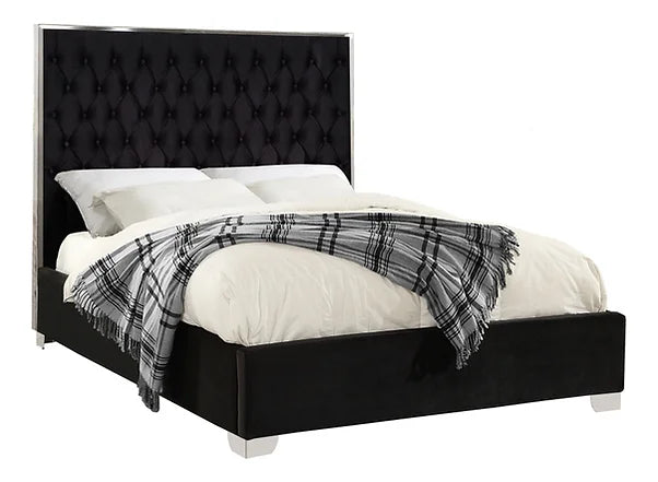 B600 Rose (Black) 55"H King Bed