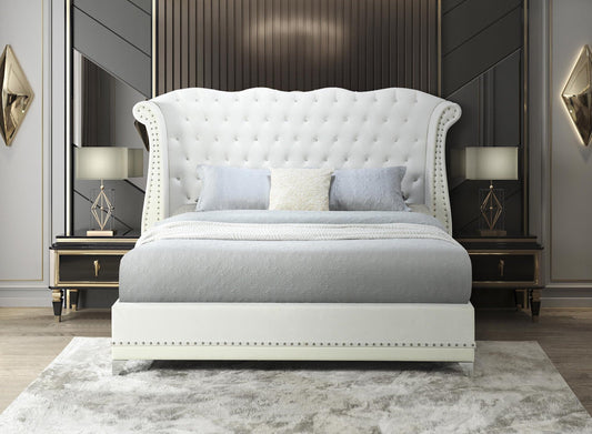 Luxor White Platform King bed